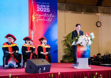 CO-WELL tham dự và phát biểu tại lễ tốt nghiệp của sinh viên Viện Đào tạo Quốc tế FPT